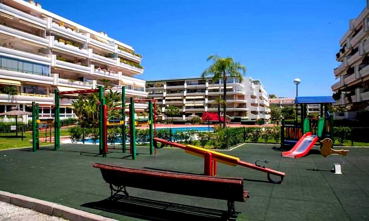 Apartamento En Marbella Junto A Campos De Golf Exteriör bild
